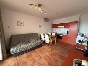 AwayDays - Mas Fumats 2 - Apartment with a Pool