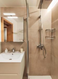 Family friendly 2-Bedroom near Golf & Ski slopes