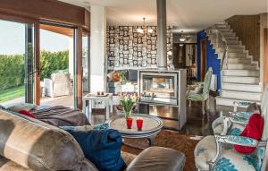 Stunning Home In Porto Do Son With Wifi