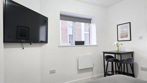 Central Studio in Old Street 1