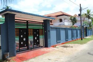 3 AC Bedroom house with free parking