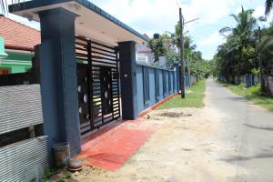 3 AC Bedroom house with free parking