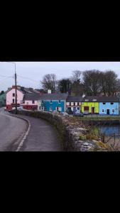 Studio Apartment sleeps up to 4 guests in Kinvara