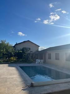 Family House Heated Pool