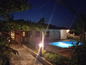 Family House Heated Pool
