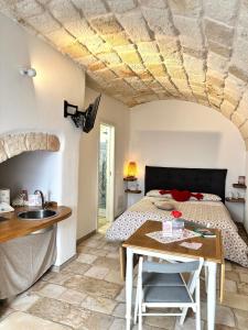 Petali Rosa- Dimora Grotta