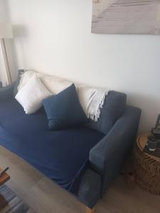 Backpackers Waterfront Stay at Shoal Bay Stayz with Dave Stays