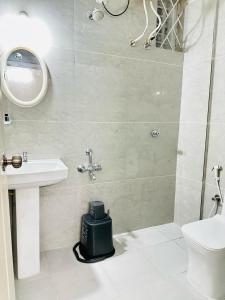 S V COMFORTS B T M Layout