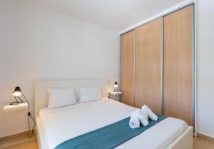 Casa Torremuelle II - Townhouse with private Pool & BBQ near Playa Bonita