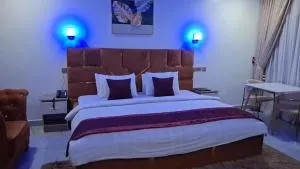 LINTOC HOTEL & SUITES - Abakaliki