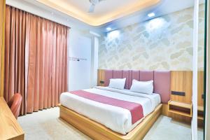 Orsom Stays Sassy Sector 53