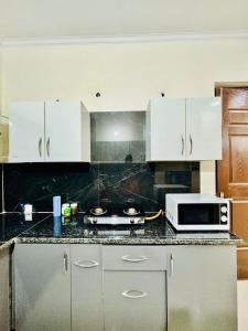 Couples and family welcome for stay