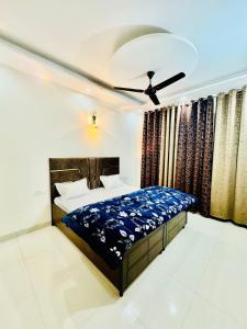 Couples and family welcome for stay