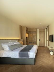 Chinatown Heritage, Chinatown Main road