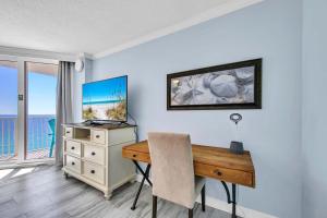 Dunes of Panama 2002E