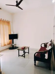 Spacious, Comfortable and Family-Friendly stay for 7 Guests at Thottada, Kannur near Thottada Beach - Thottada