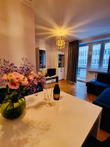 My Beloved Warsaw Żurawia Street