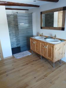 Les Sources Chuchotantes