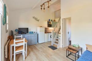 Charmante Maison au Bord de lOcéan à Brem sur Mer