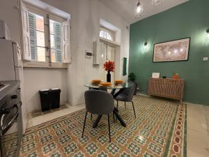 Entire Apartment in Cospicua with a Cellar!