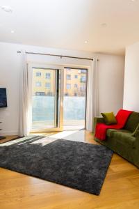 Peninsula Life- Stylish Greenwich 1bed Flat