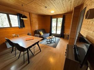 Campings Camping & Chalets La Santoire : photos des chambres