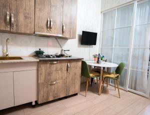 კოსტავას 8