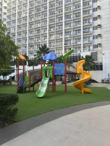 1BR Shore Residences near Mall Of Asia and NAIA #3