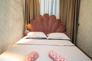 კოსტავას 8