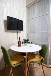 კოსტავას 8