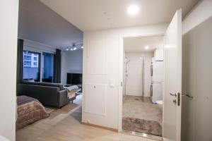 New And Stylish Apartment By The Sea In Jatkasaari, Parking And Balcony