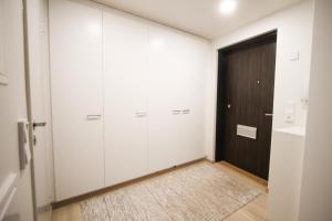 New And Stylish Apartment By The Sea In Jatkasaari, Parking And Balcony