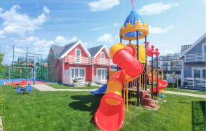 Lovely Home In Sarbinowo With Wifi