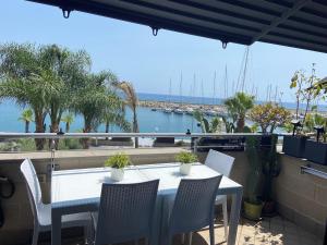 Luxury Apartment San Lorenzo al Mare