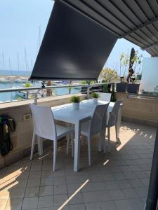 Luxury Apartment San Lorenzo al Mare