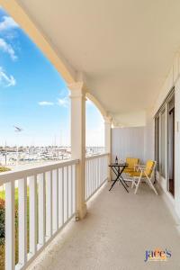 Grand T2 en 1ère ligne Vue mer sur le Petit Port