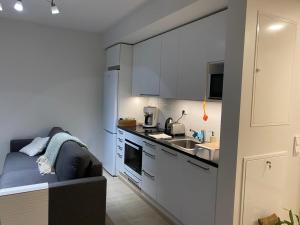 New And Stylish Apartment By The Sea In Jatkasaari, Parking And Balcony