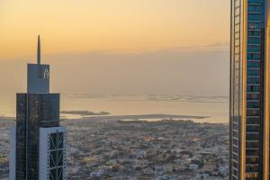 60th High Floor - full World islands, Downtown and Ocean View - high quality Design and Furniture - 2 Bedroom