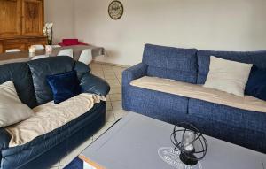 3 Bedroom Nice Home In Desvres