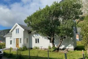 Traditional house at Unstad - Tangstad