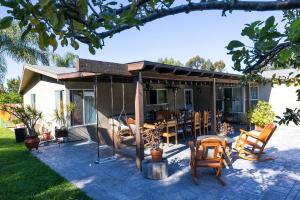 Family fun near the beach-sold