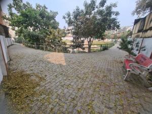 Singhasth homestay 2BHK apartment in HEART of city Jagatganj Benaras