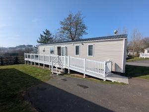 DEVON CLIFFS HOLIDAY PARK EXMOUTH HAVEN BEAUTIFUL MODERN SPACIOUS HOLIDAY HOME 15 Minutes walk TO BEACH