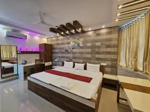 MIST RESIDENCY - Vandanmedu