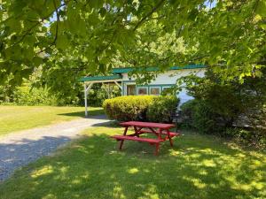 PATIO MOTOR COURT