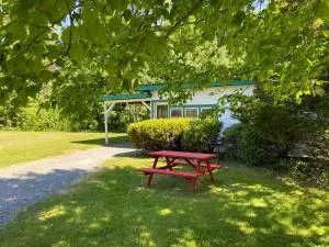 PATIO MOTOR COURT - Whitefield