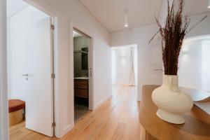 Mary Orange - NO 236 RC D - Contemporary Two-Bedroom Haven