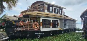 Adinathan houseboat - Putuppalli
