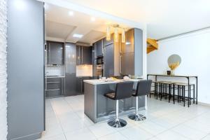 Triplex cosy à 20min des Champs Elysées