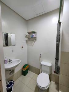 Trees 1 Bedroom Fully Furnished with Free Wi-Fi & Netflix